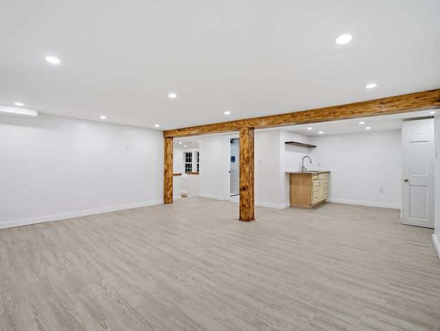 1126 Plymouth St, East Bridgewater, MA 02333