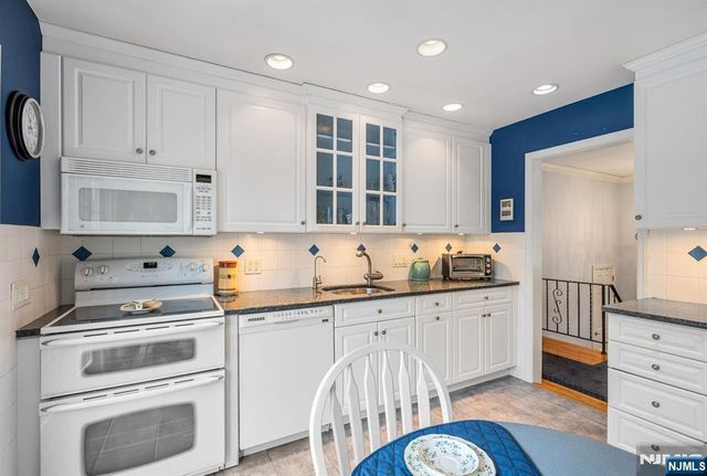 49 School Street, Twp Of Washington, NJ 07676