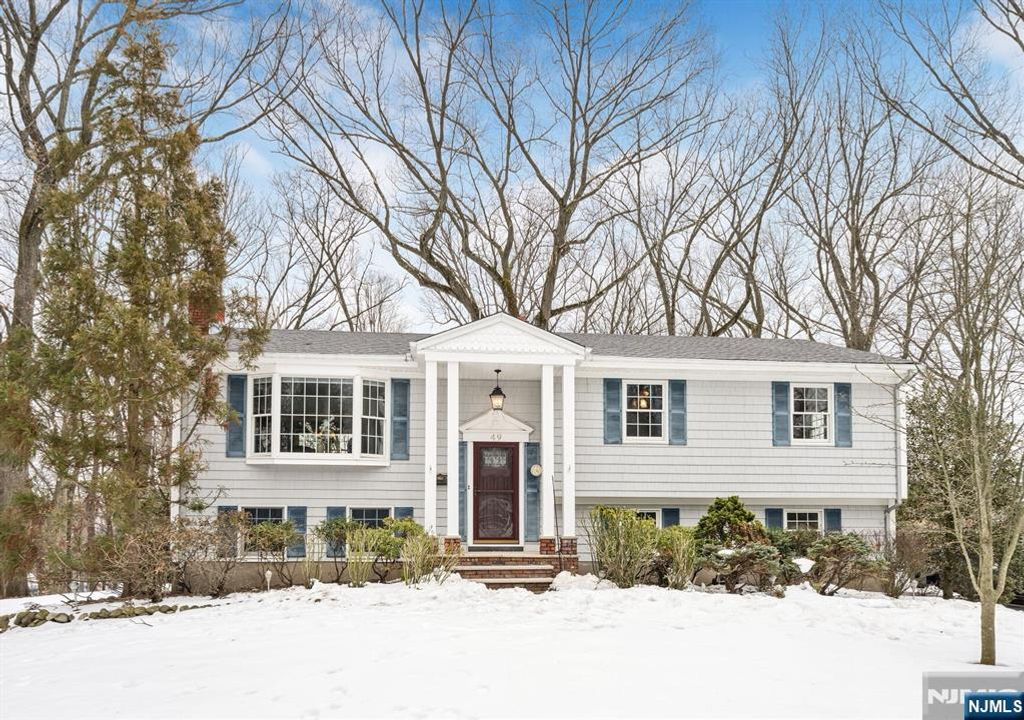 49 School Street, Twp Of Washington, NJ 07676