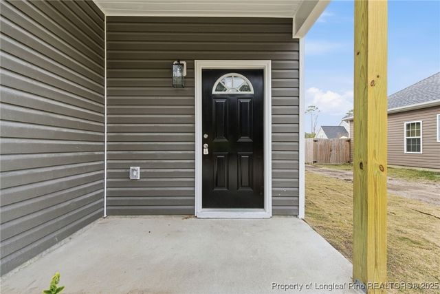 90 Miry Creek Lane, Clinton, NC 28328