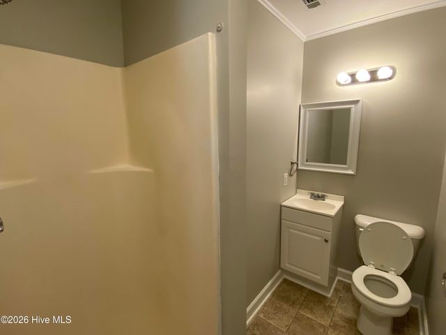 102 Colonial Street, Beaufort, NC 28516