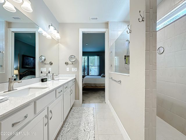 11012 TOWN VIEW Drive, Jacksonville, FL 32256