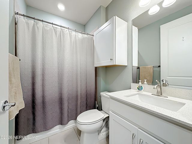 11012 TOWN VIEW Drive, Jacksonville, FL 32256