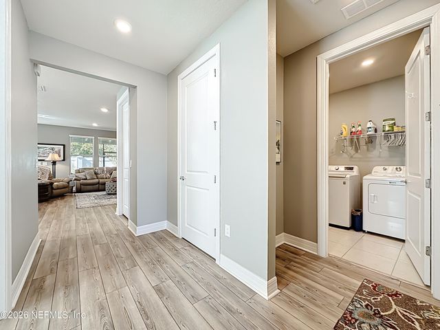 11012 TOWN VIEW Drive, Jacksonville, FL 32256