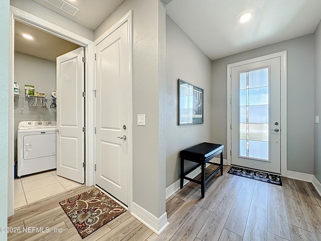 11012 TOWN VIEW Drive, Jacksonville, FL 32256