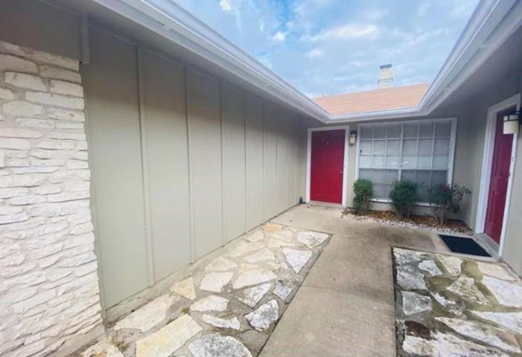 12317 Willow Wild DR B, Austin, TX 78758