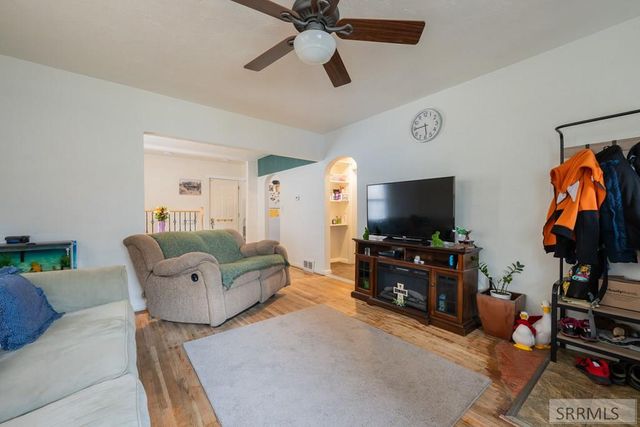 157 Whittier Street, Idaho Falls, ID 83402