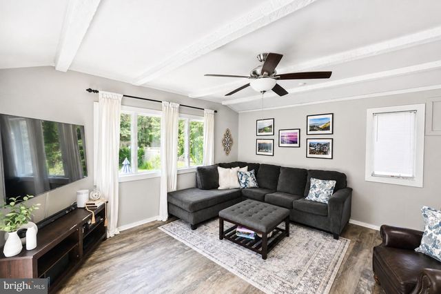 216 VIRGINIA AVE, Audubon, NJ 08106