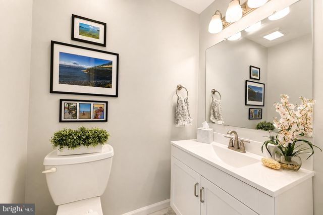 216 VIRGINIA AVE, Audubon, NJ 08106