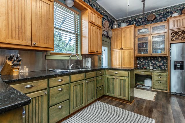 319 S Denton Street, Gainesville, TX 76240