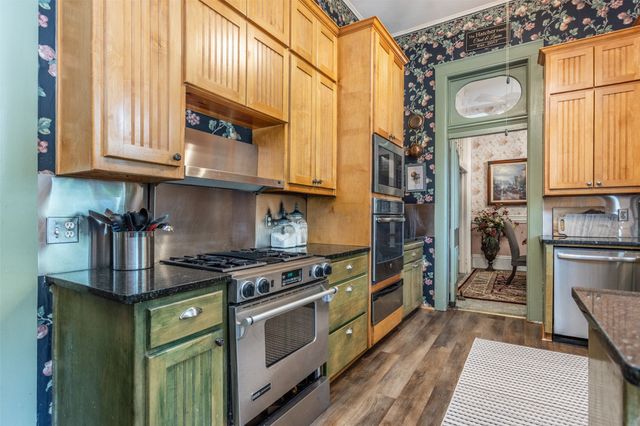 319 S Denton Street, Gainesville, TX 76240