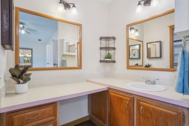 1833 W SCHWARTZ BOULEVARD, The Villages, FL 32159