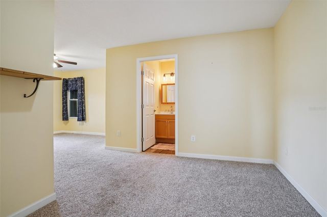 1833 W SCHWARTZ BOULEVARD, The Villages, FL 32159