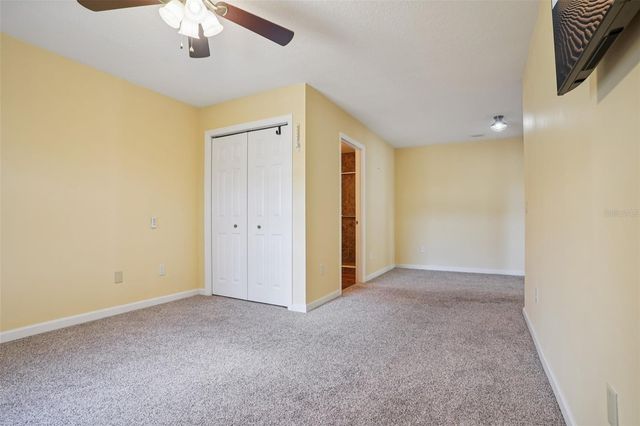 1833 W SCHWARTZ BOULEVARD, The Villages, FL 32159