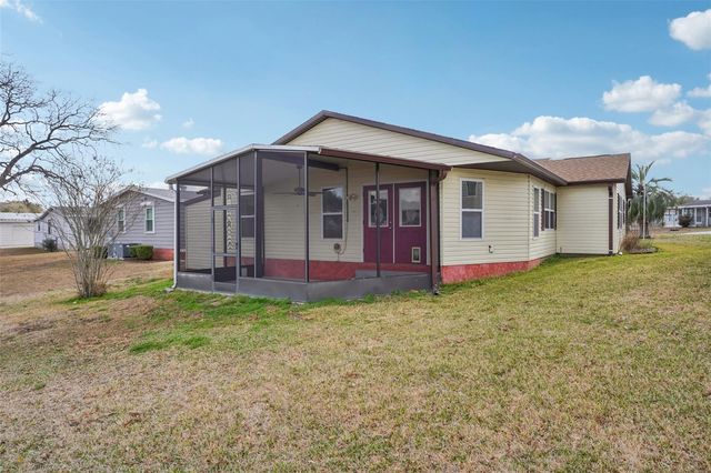 1833 W SCHWARTZ BOULEVARD, The Villages, FL 32159