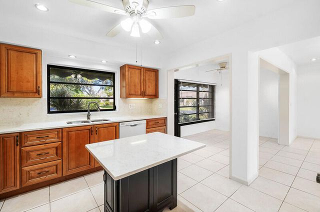 10120 Eaglewood Terrace B, Boynton Beach, FL 33436