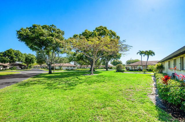 10120 Eaglewood Terrace B, Boynton Beach, FL 33436