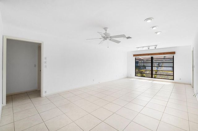 10120 Eaglewood Terrace B, Boynton Beach, FL 33436