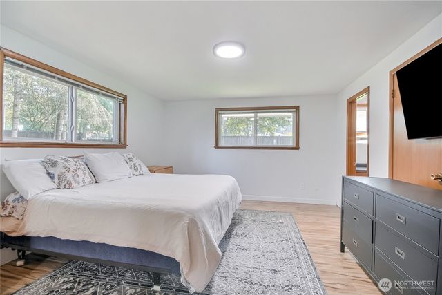 6902 Mount Tacoma Drive SW, Lakewood, WA 98499