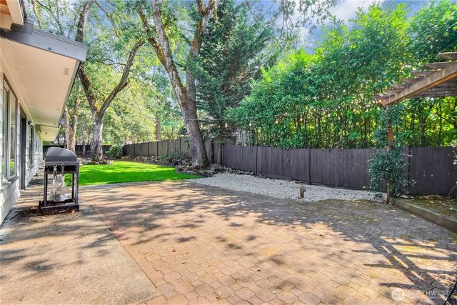 6902 Mount Tacoma Drive SW, Lakewood, WA 98499