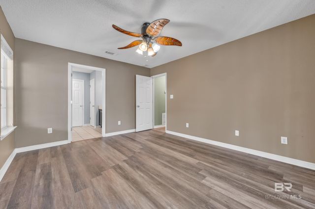 300 Cahaba Street, Foley, AL 36535
