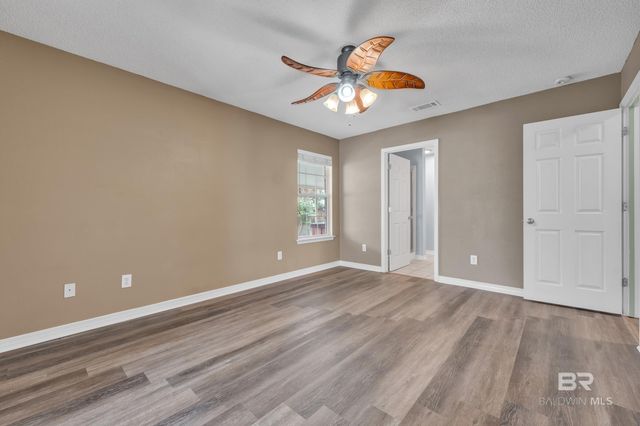 300 Cahaba Street, Foley, AL 36535