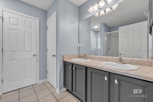 300 Cahaba Street, Foley, AL 36535