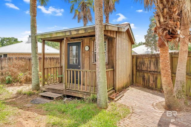 300 Cahaba Street, Foley, AL 36535