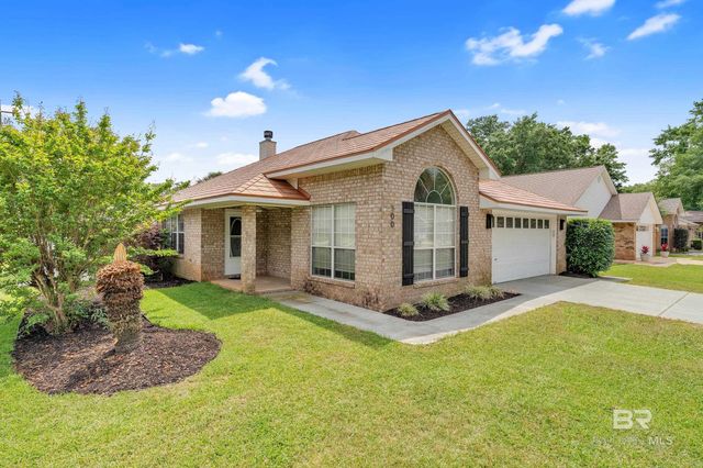 300 Cahaba Street, Foley, AL 36535