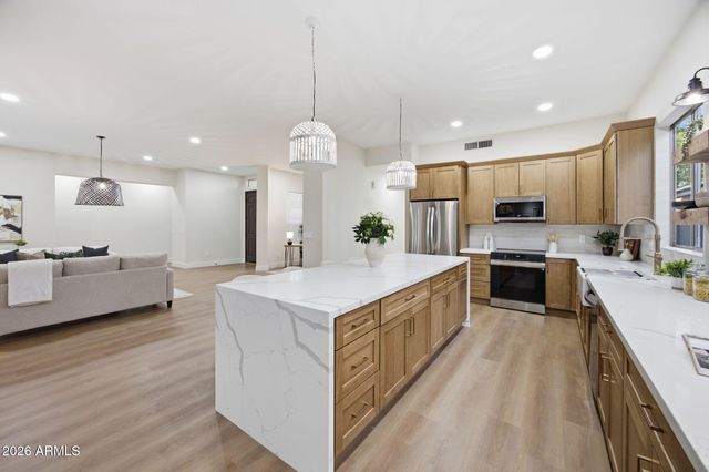 1645 E ORANGEWOOD Street, Gilbert, AZ 85296