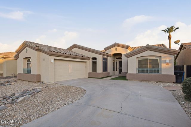 1645 E ORANGEWOOD Street, Gilbert, AZ 85296