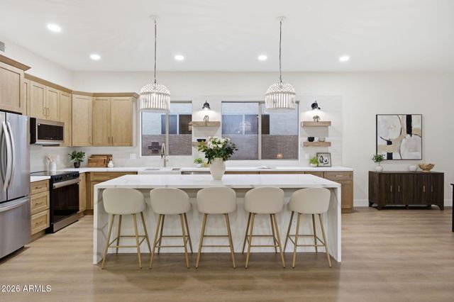 1645 E ORANGEWOOD Street, Gilbert, AZ 85296
