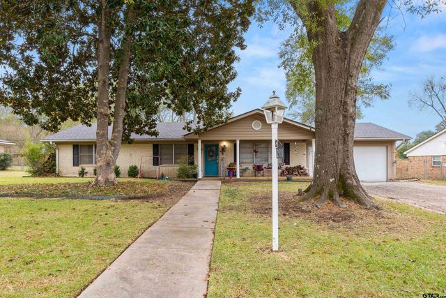 2510 Wychelm Dr, Kilgore, TX 75662