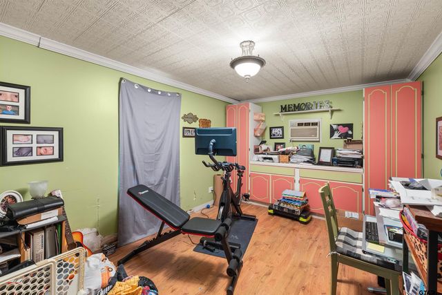 2510 Wychelm Dr, Kilgore, TX 75662