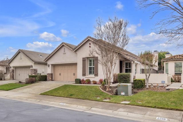 2260 Ryedale Ln, Sacramento, CA 95835