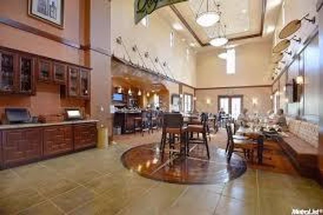 2260 Ryedale Ln, Sacramento, CA 95835