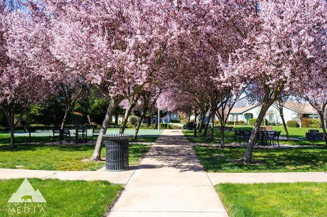 2260 Ryedale Ln, Sacramento, CA 95835