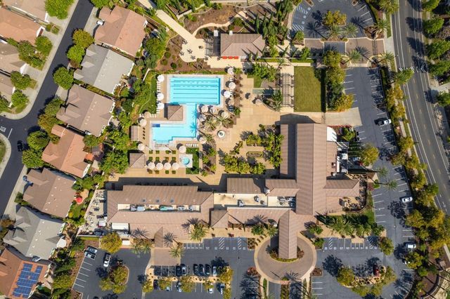 2260 Ryedale Ln, Sacramento, CA 95835