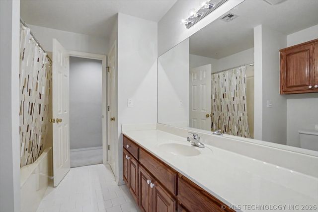 9518 S 86th East Avenue, Tulsa, OK 74133
