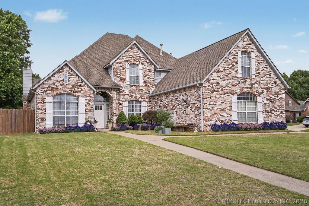 9518 S 86th East Avenue, Tulsa, OK 74133