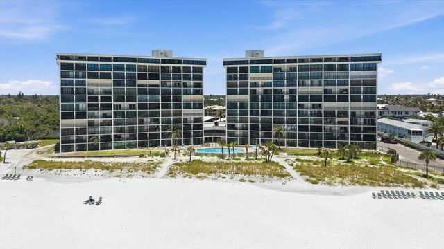 20 WHISPERING SANDS DRIVE 501, Sarasota, FL 34242