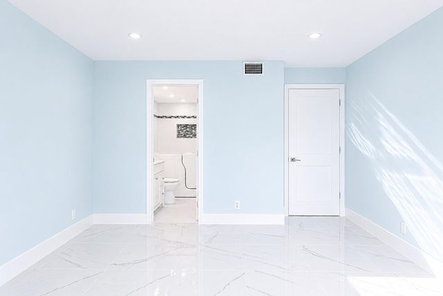 303 Knotty Pine Circle A-1, Greenacres, FL 33463