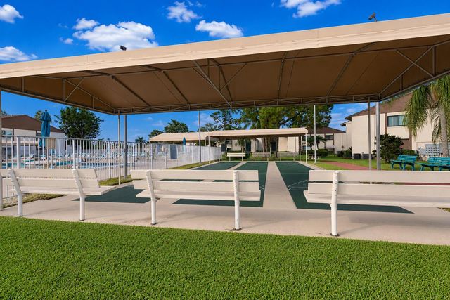 303 Knotty Pine Circle A-1, Greenacres, FL 33463