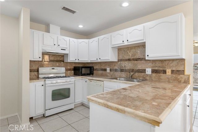 7086 Sheridan, Twentynine Palms, CA 92277