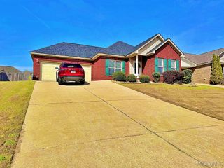 359 Ridgeview Drive, Millbrook, AL 36054