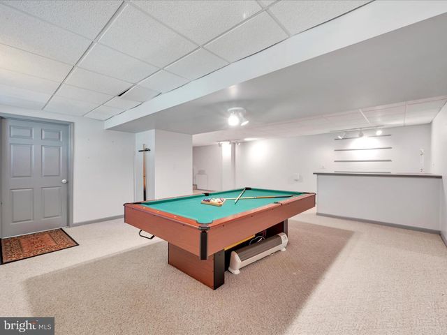 1020 FLAGSTONE CT, Lancaster, PA 17603