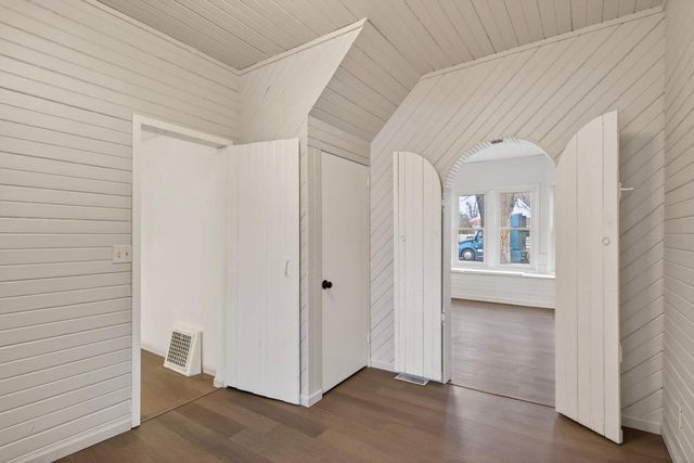 530 10th AVENUE S, Wisconsin Rapids, WI 54495