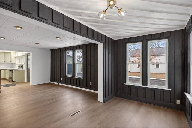 530 10th AVENUE S, Wisconsin Rapids, WI 54495