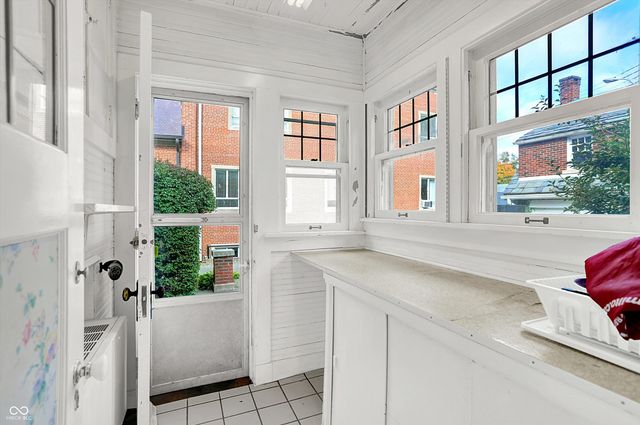 150 E Madison Street, Franklin, IN 46131