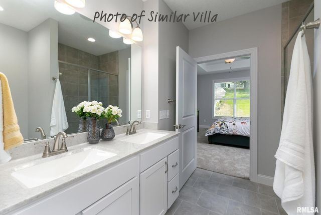 6 FRANK Court, Le Claire, IA 52753